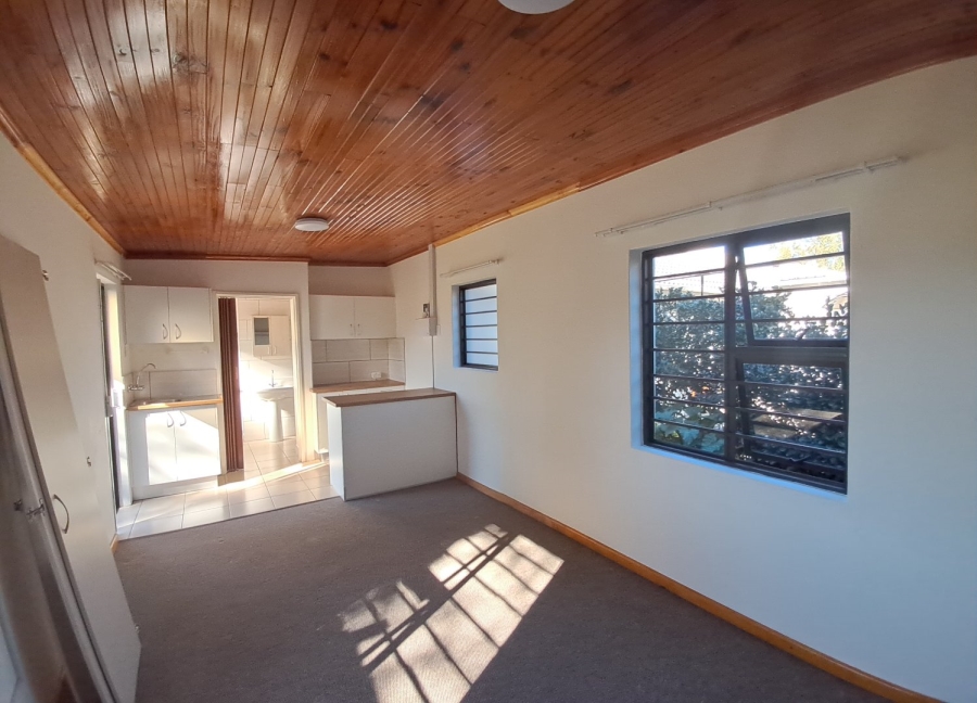 To Let  Bedroom Property for Rent in George South Western Cape